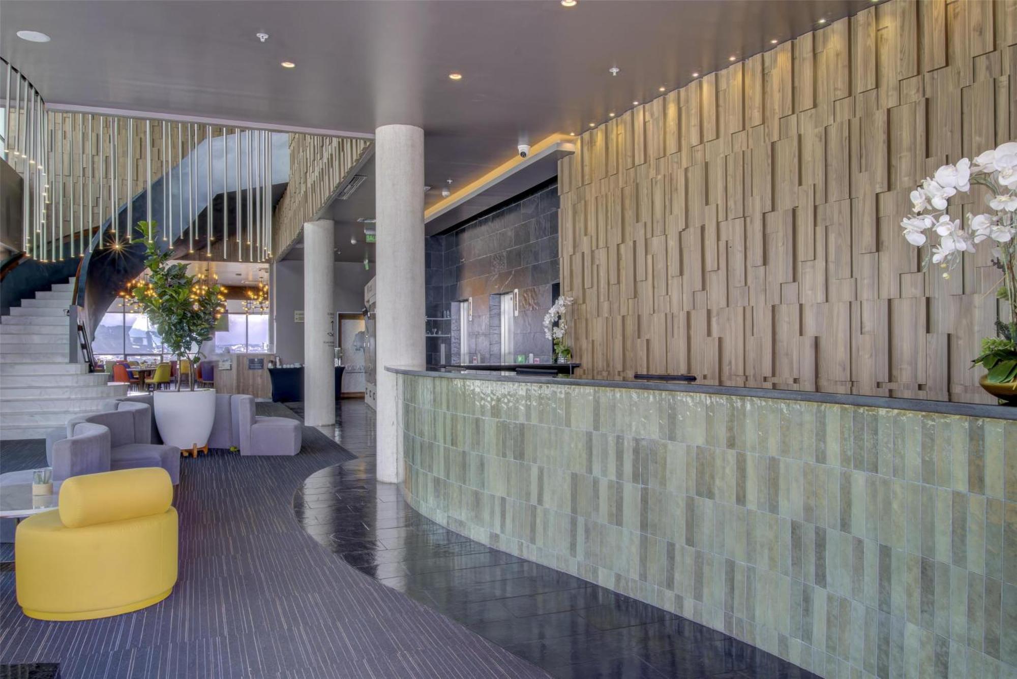 Doubletree By Hilton Guayaquil Hotel ภายนอก รูปภาพ